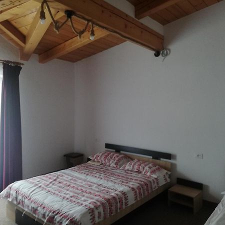 Pensiune Stirbu Borşa Habitación foto
