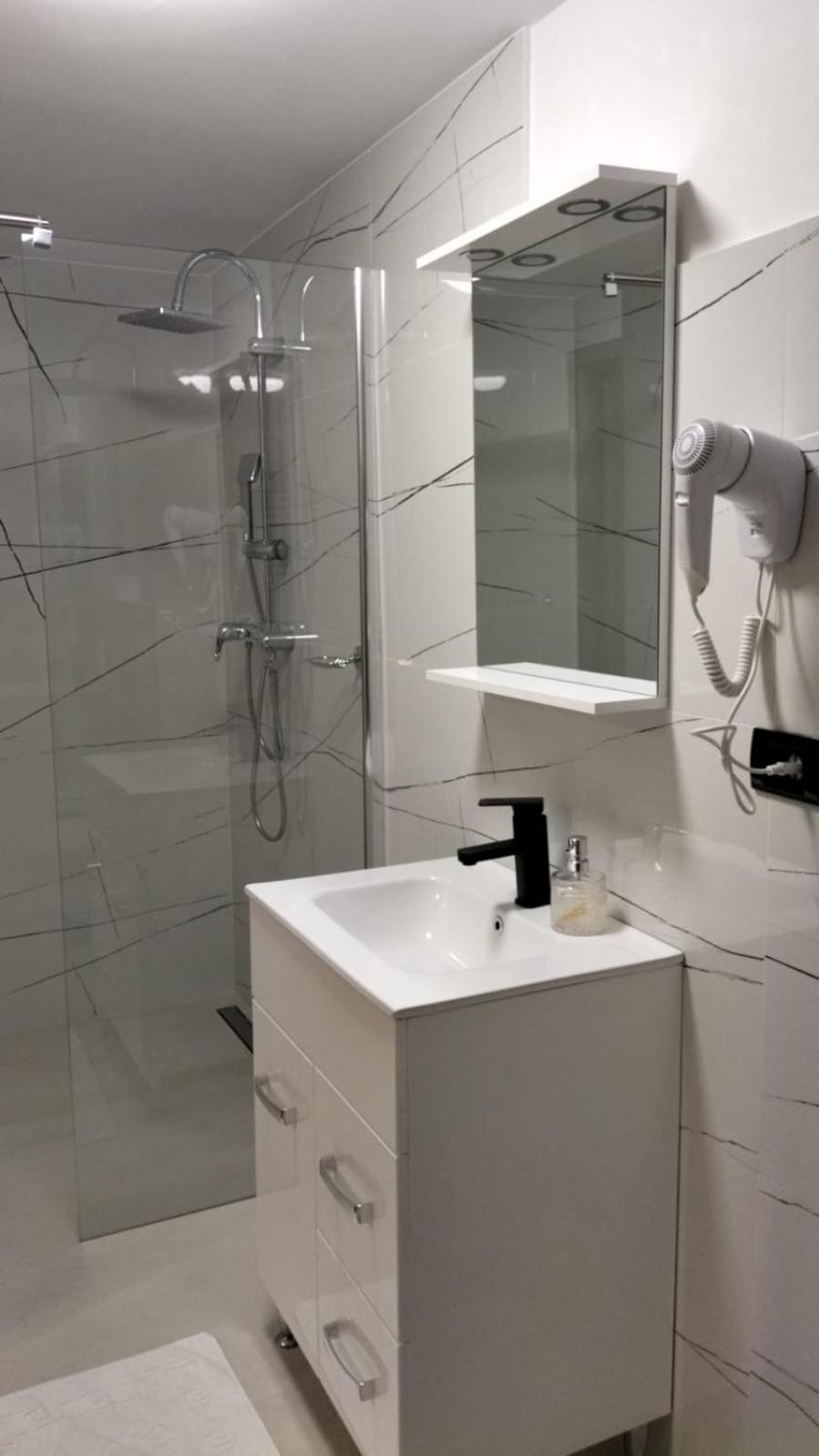 Pensiune Stirbu Borşa Habitación foto